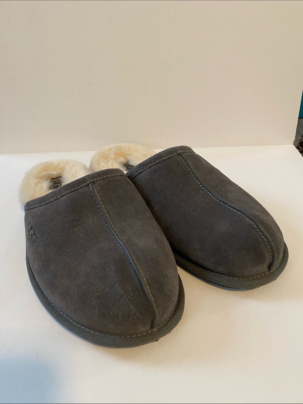 UGG Men's Scuff Slippers with Cream Shearling Lining
